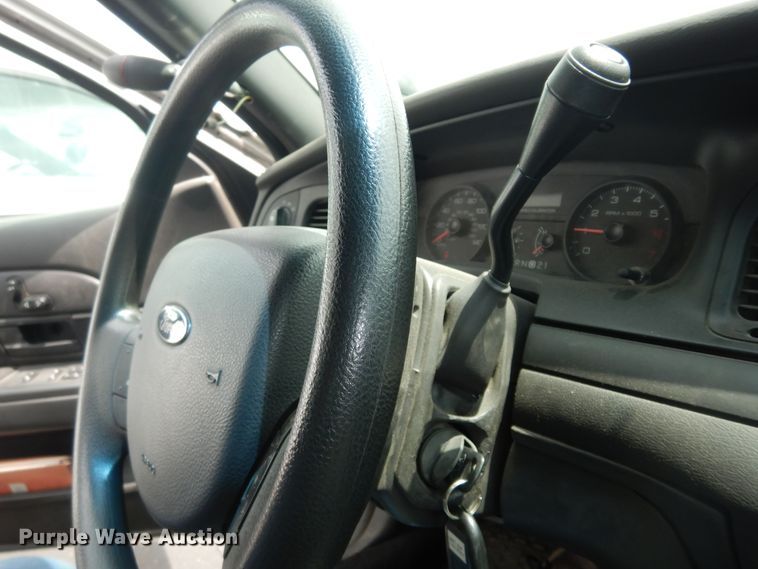 image for item DN1700 2008 Ford Crown Victoria Police Interceptor