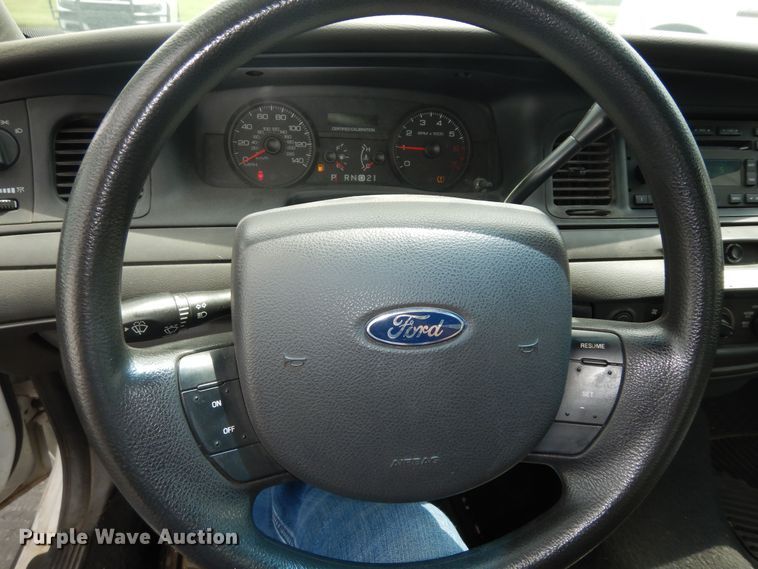 image for item DN1700 2008 Ford Crown Victoria Police Interceptor