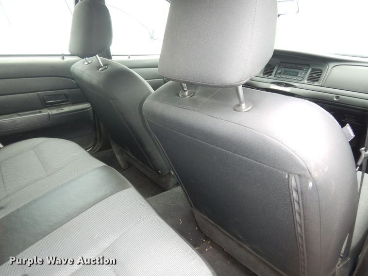 image for item DN1700 2008 Ford Crown Victoria Police Interceptor