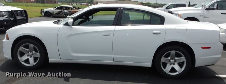 image for item DN1701 2014 Dodge Charger Police