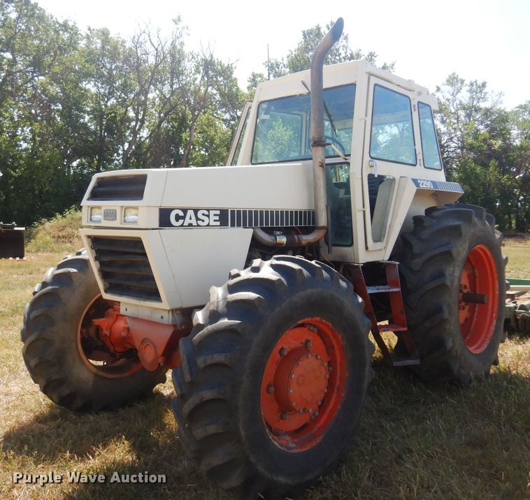 image for item DB7932 1982 Case 2290  MFWD tractor