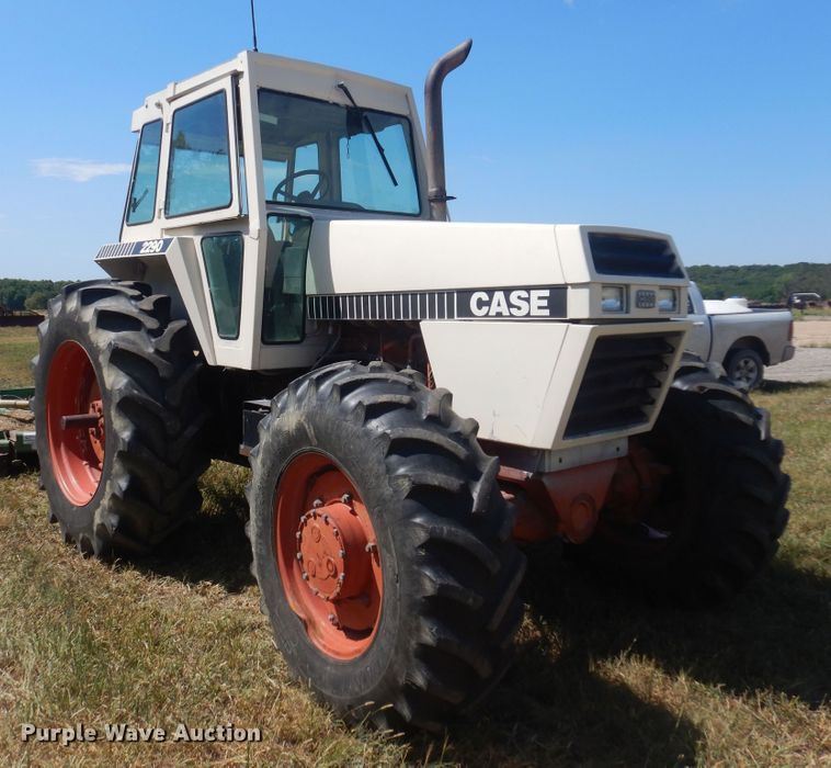 image for item DB7932 1982 Case 2290  MFWD tractor
