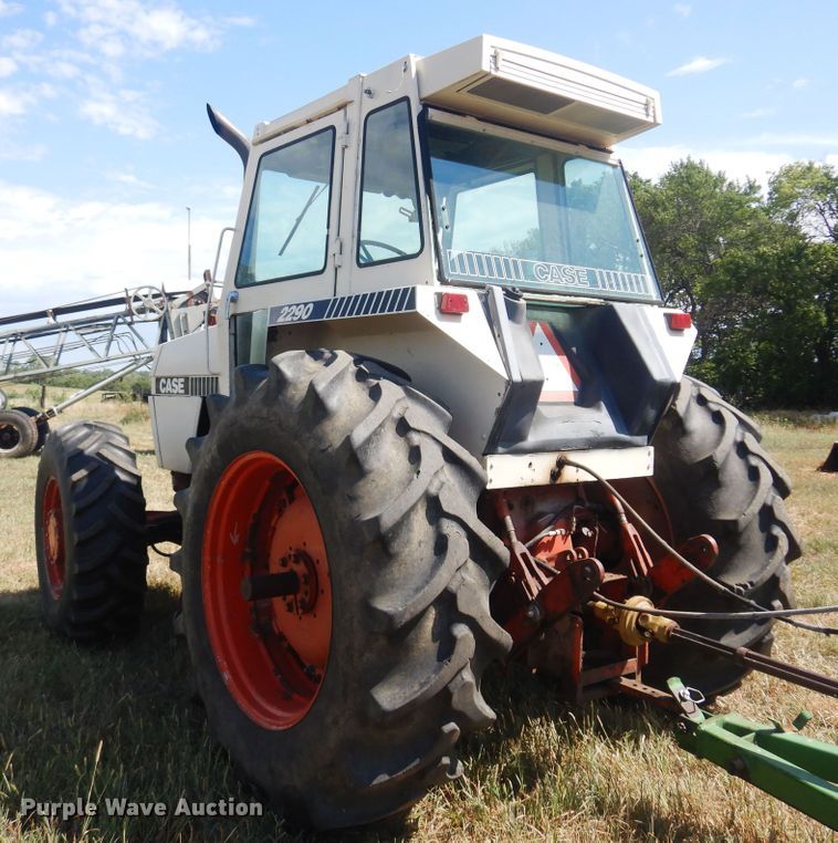 image for item DB7932 1982 Case 2290  MFWD tractor