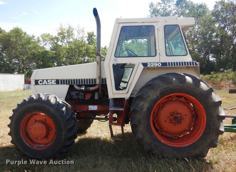 image for item DB7932 1982 Case 2290  MFWD tractor