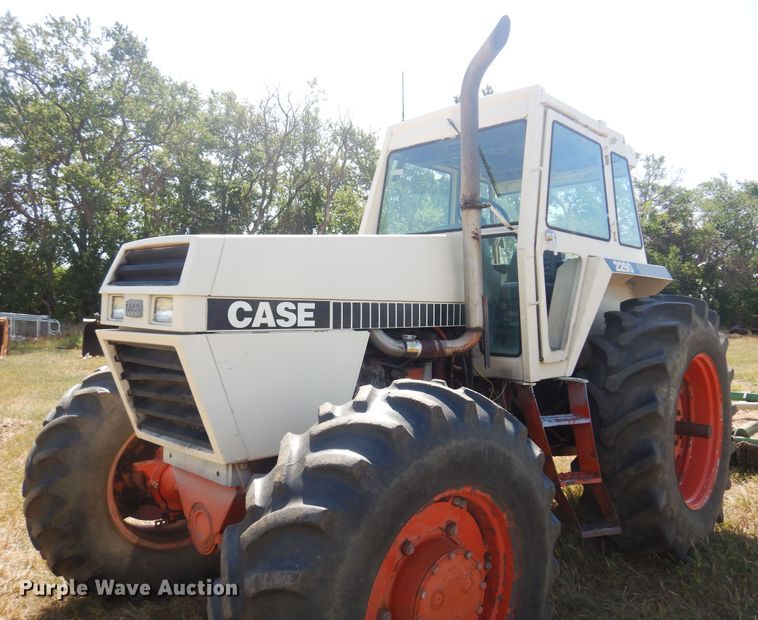 image for item DB7932 1982 Case 2290  MFWD tractor