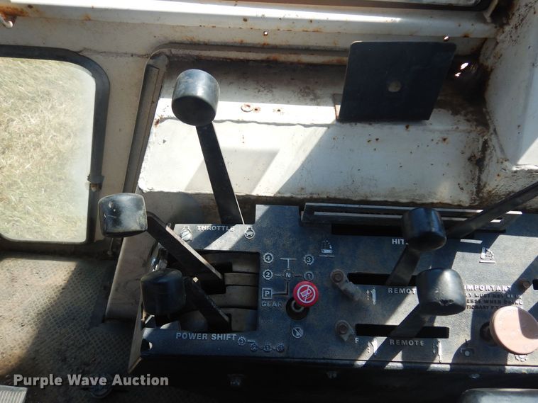 image for item DB7932 1982 Case 2290  MFWD tractor