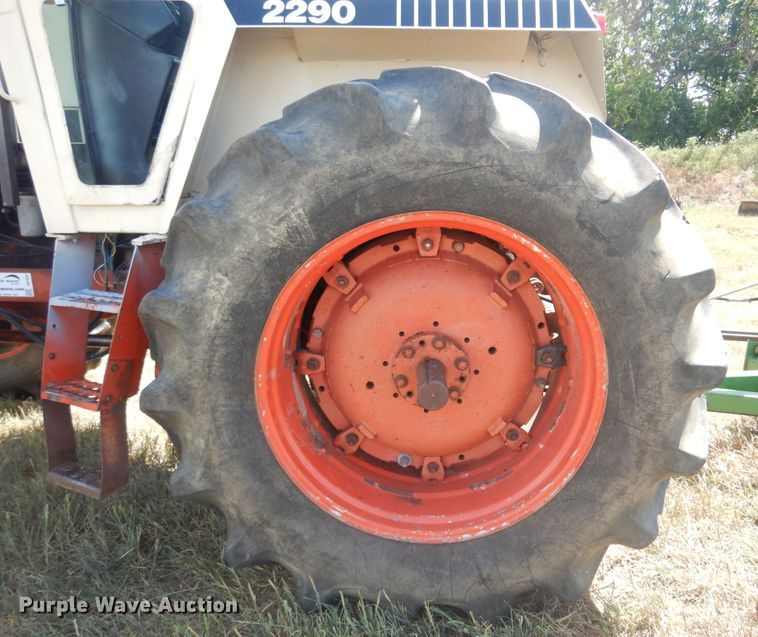 image for item DB7932 1982 Case 2290  MFWD tractor