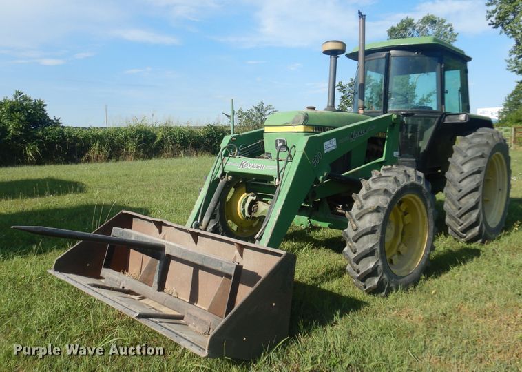 image for item DB7942 John Deere 3040  MFWD tractor