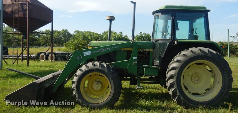image for item DB7942 John Deere 3040  MFWD tractor