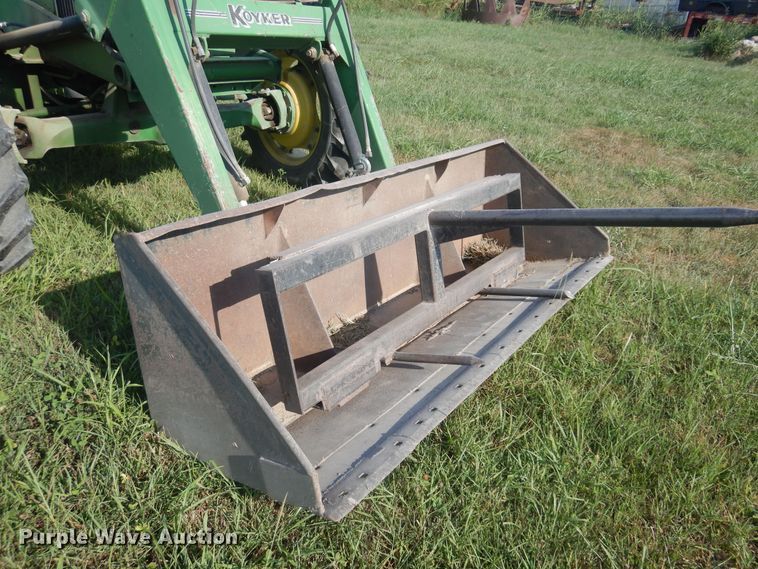 image for item DB7942 John Deere 3040  MFWD tractor