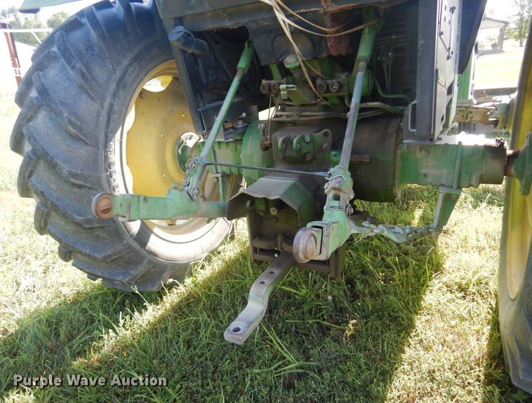 image for item DB7942 John Deere 3040  MFWD tractor