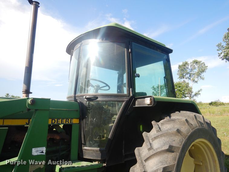 image for item DB7942 John Deere 3040  MFWD tractor