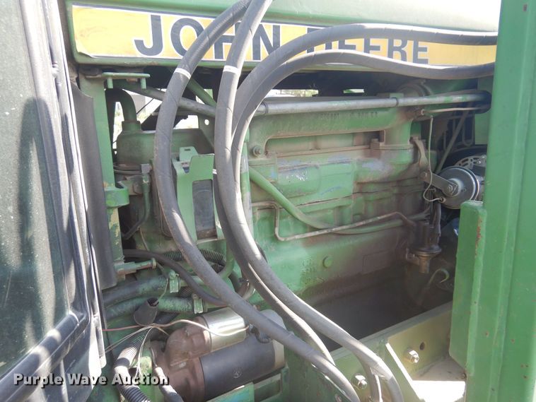 image for item DB7942 John Deere 3040  MFWD tractor