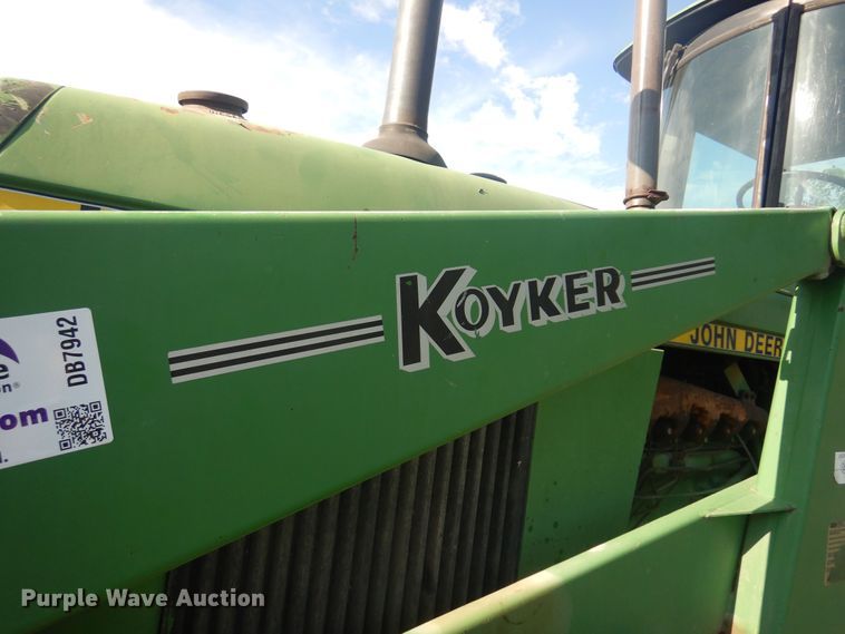 image for item DB7942 John Deere 3040  MFWD tractor