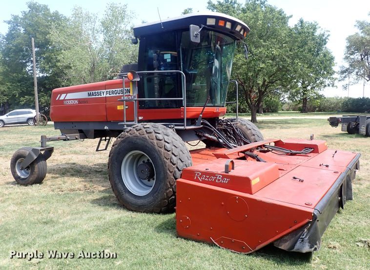 image for item DG2681 2009 Massey Ferguson 9635  windrower