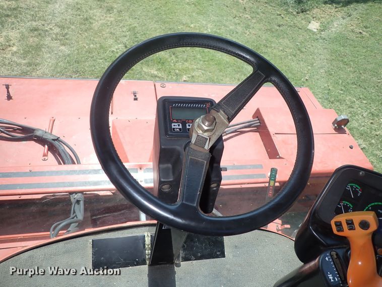 image for item DG2681 2009 Massey Ferguson 9635  windrower