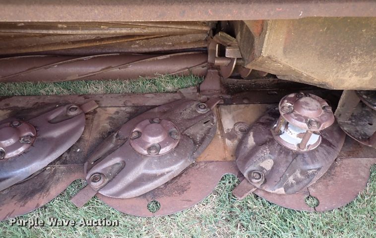 image for item DG2681 2009 Massey Ferguson 9635  windrower