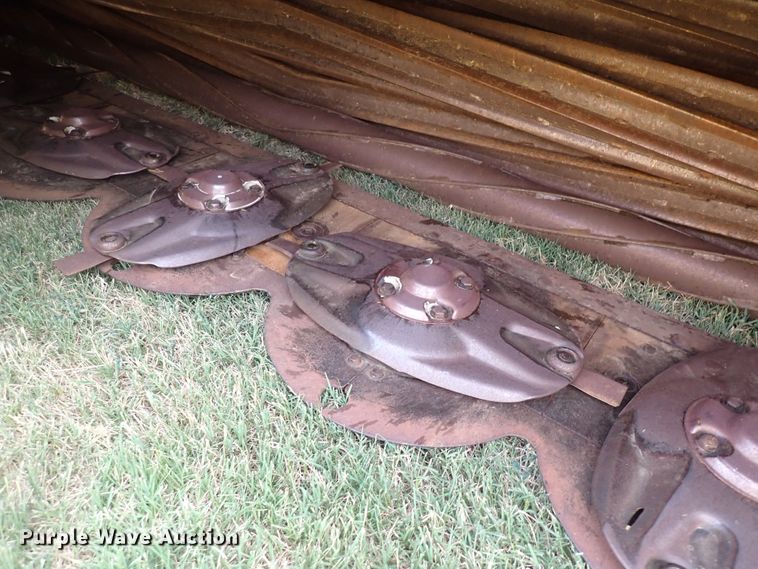 image for item DG2681 2009 Massey Ferguson 9635  windrower