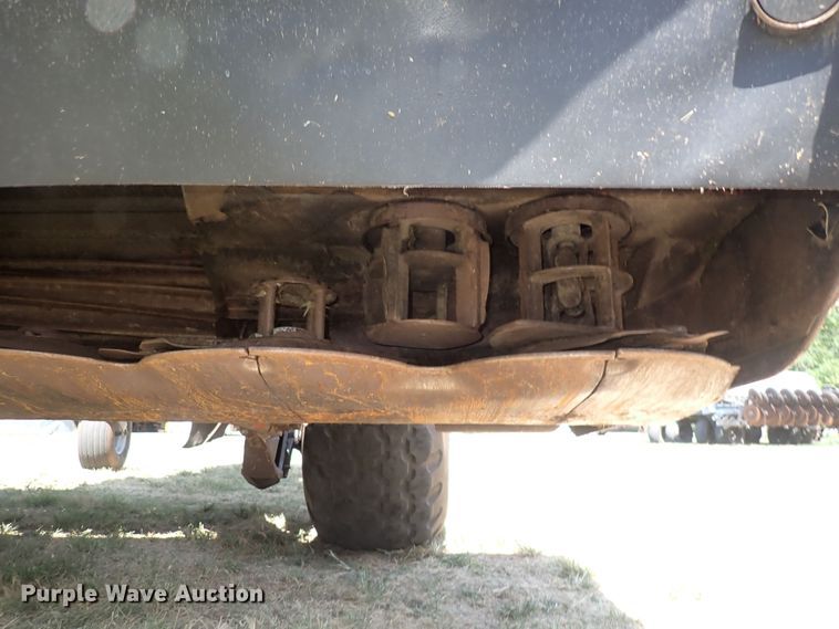 image for item DG2681 2009 Massey Ferguson 9635  windrower