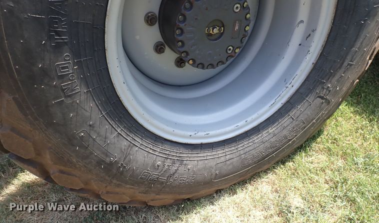 image for item DG2681 2009 Massey Ferguson 9635  windrower