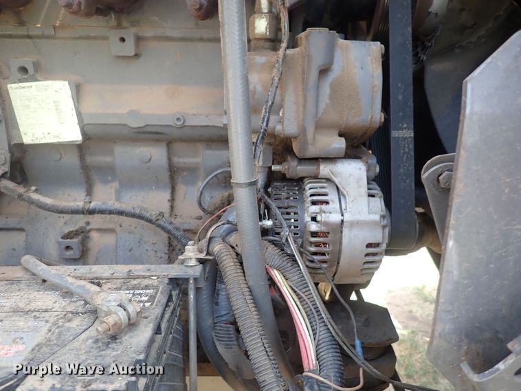 image for item DG2681 2009 Massey Ferguson 9635  windrower