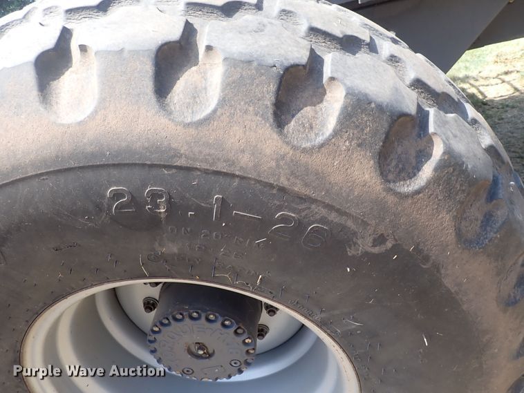 image for item DG2681 2009 Massey Ferguson 9635  windrower