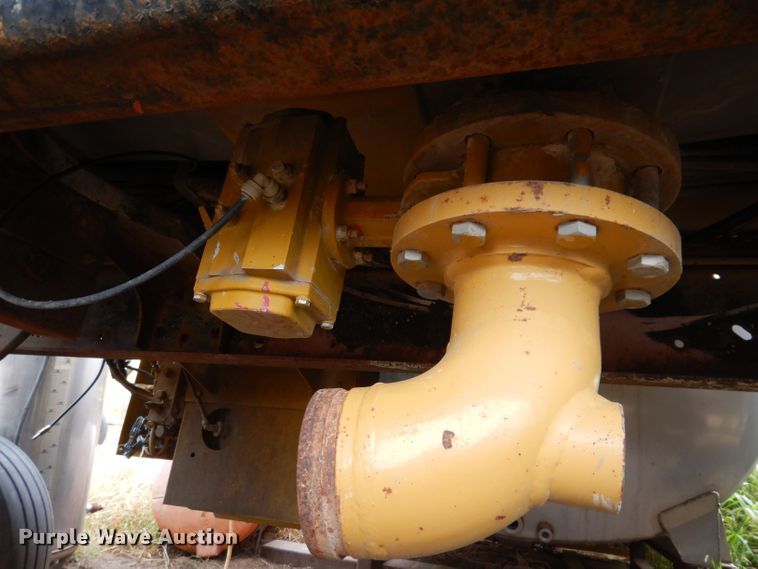 image for item DK2021 2007 Ag-Chem 1800  sprayer bed