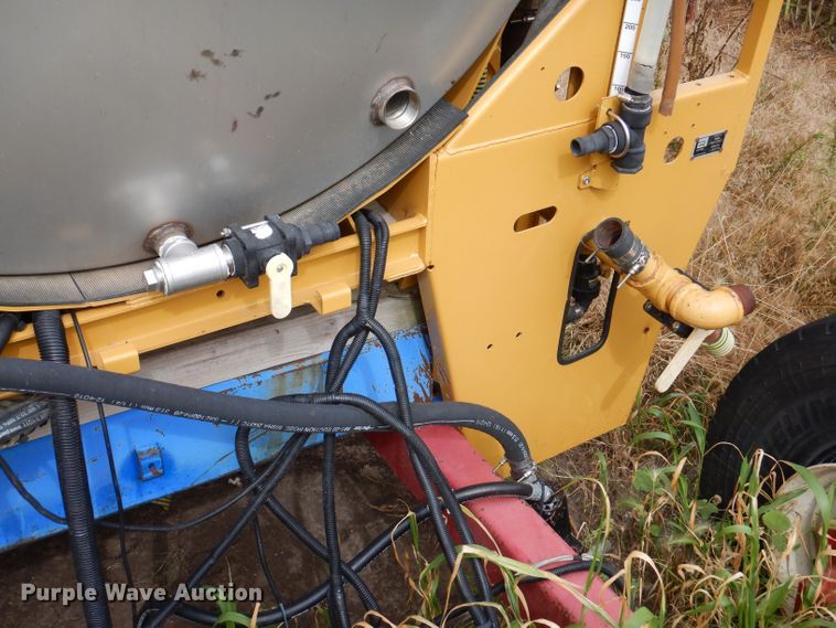 image for item DK2022 2011 Ag-Chem 1800  sprayer bed