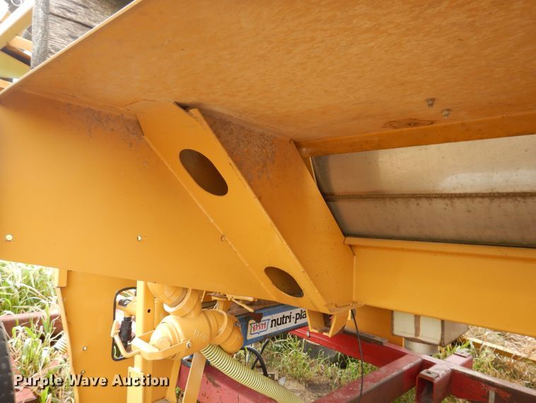 image for item DK2022 2011 Ag-Chem 1800  sprayer bed