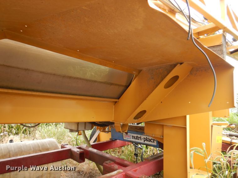 image for item DK2022 2011 Ag-Chem 1800  sprayer bed