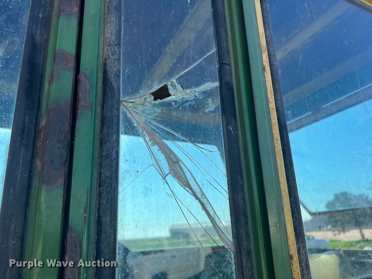 image for item DK7057 John Deere 3020  tractor