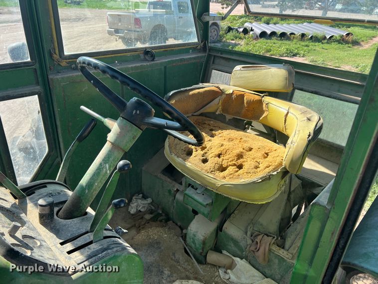 image for item DK7057 John Deere 3020  tractor