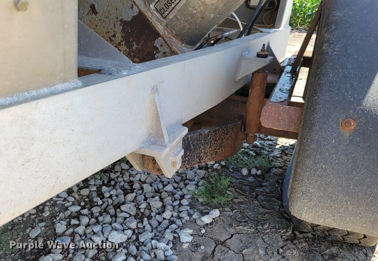 image for item DM2434 Brent  grain cart