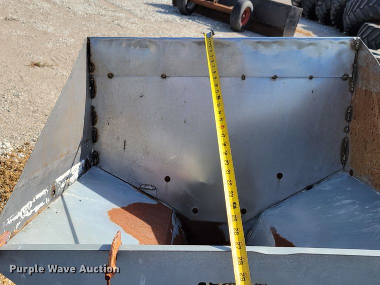 image for item DM2436 Cardinal BC10  conveyor