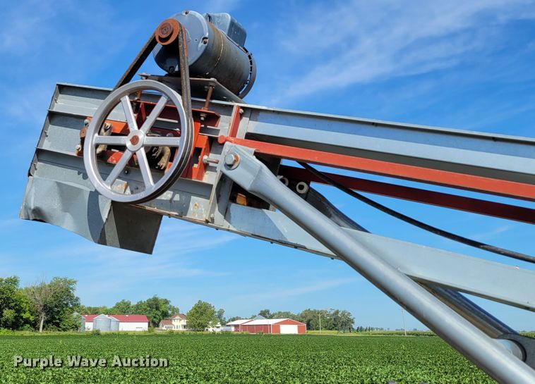 image for item DM2436 Cardinal BC10  conveyor