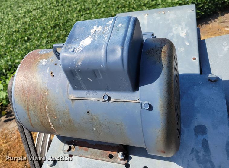 image for item DM2436 Cardinal BC10  conveyor