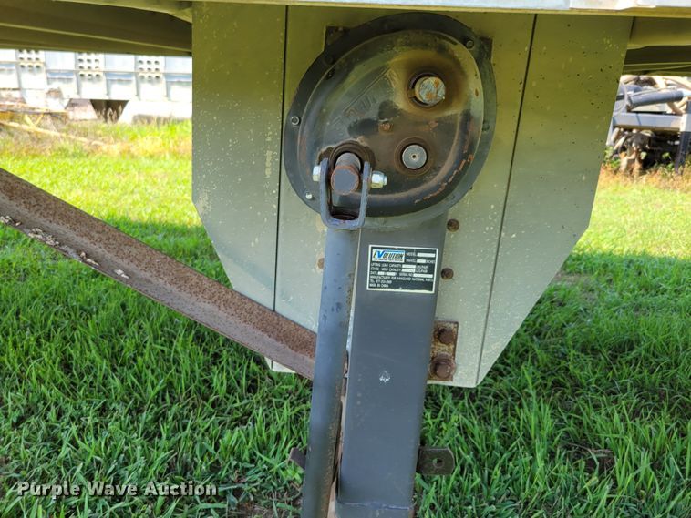 image for item DM2440 1996 Wilson PSAL-303P  livestock trailer