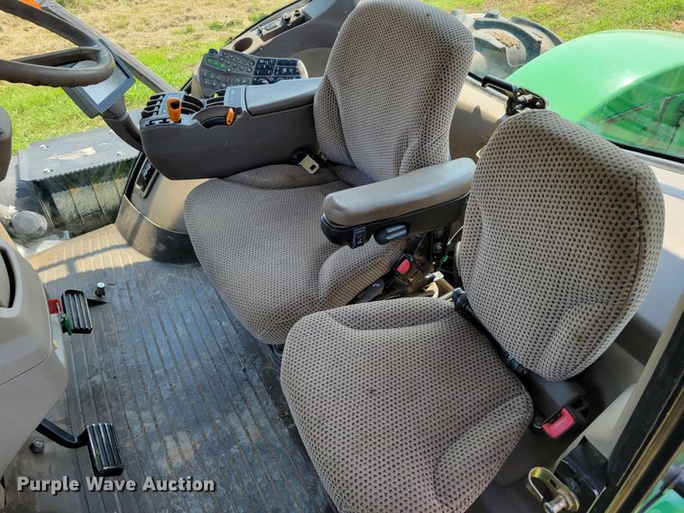 image for item DM2441 2014 John Deere 9410R  4WD tractor