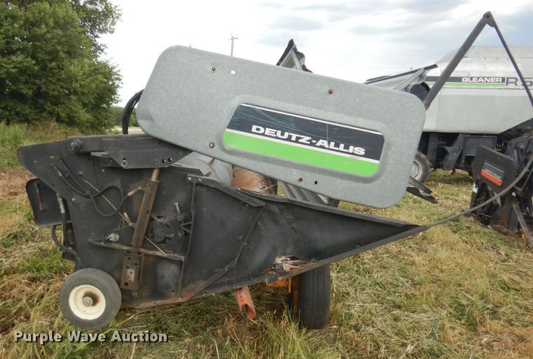 image for item DN1713 Deutz Allis  rigid head