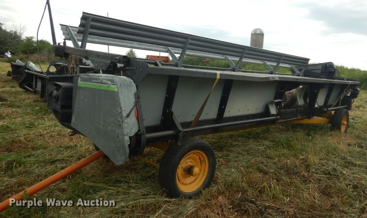 image for item DN1713 Deutz Allis  rigid head