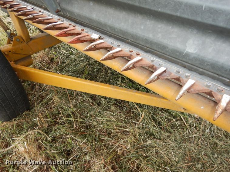 image for item DN1713 Deutz Allis  rigid head