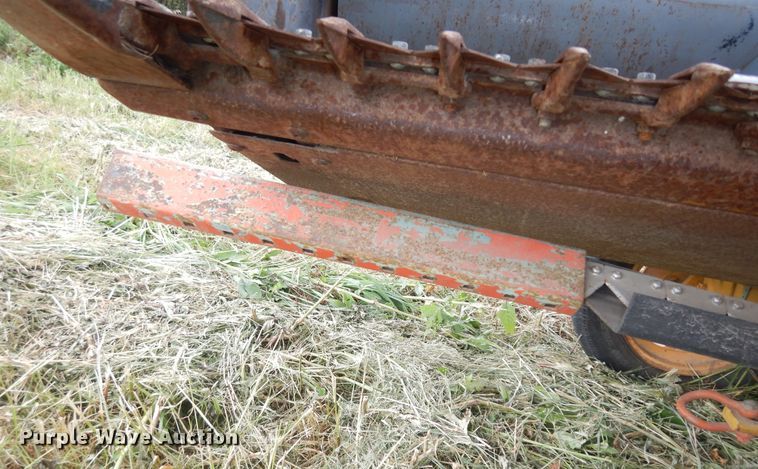 image for item DN1713 Deutz Allis  rigid head