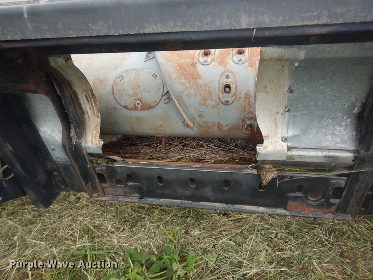 image for item DN1713 Deutz Allis  rigid head