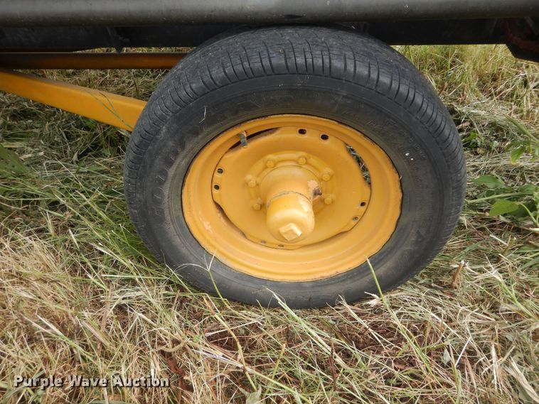 image for item DN1713 Deutz Allis  rigid head