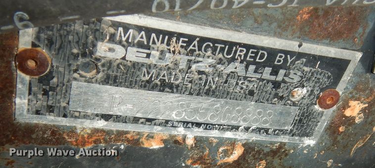 image for item DN1713 Deutz Allis  rigid head