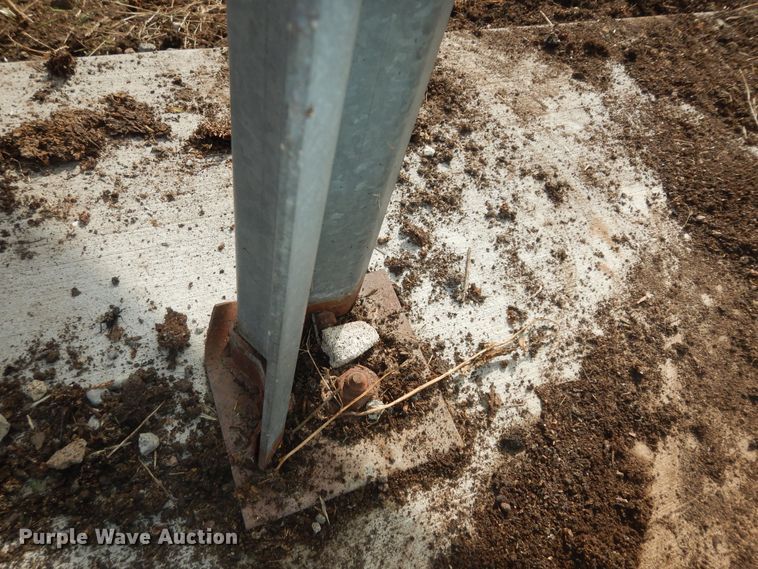 image for item DN1714 Grain bin