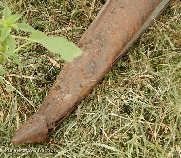 image for item DN1720 Allis Chalmers  corn head