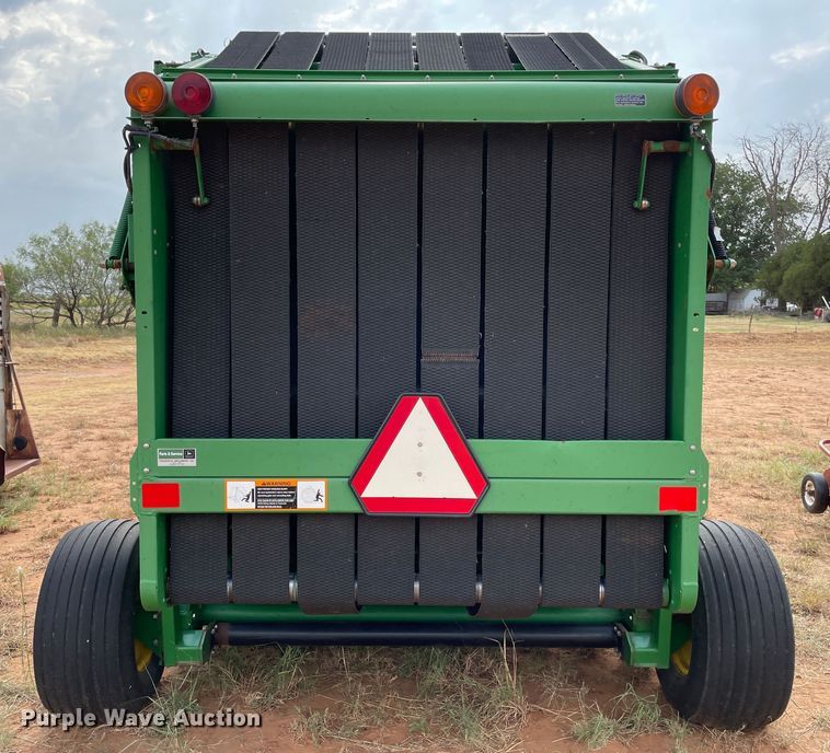 image for item DN5079 1995 John Deere 535  round baler