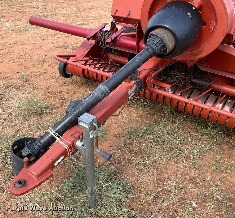 image for item DN5080 2004 Hesston 4570  small square baler