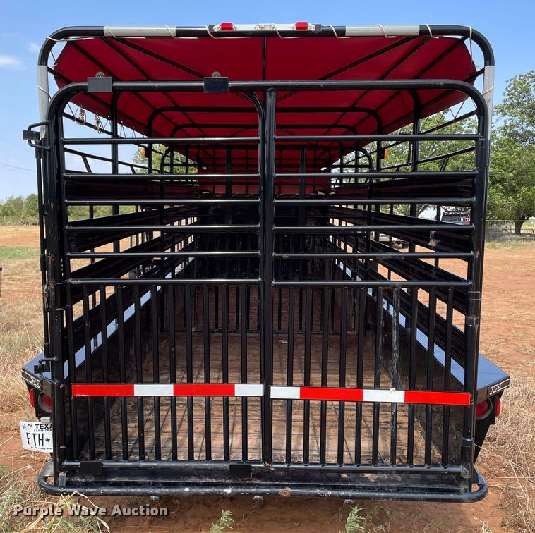 image for item DN5081 2013 W-W Roustabout  livestock trailer